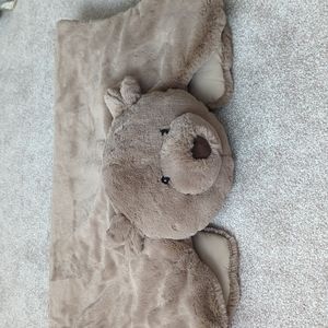 Pottery barn kids bear rug